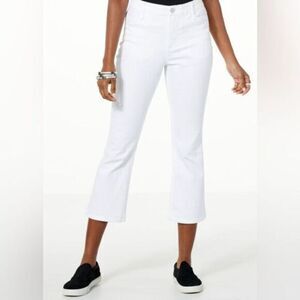 NWOT Wynne Denim Women’s White Denim Cropped Jeans - Size Medium